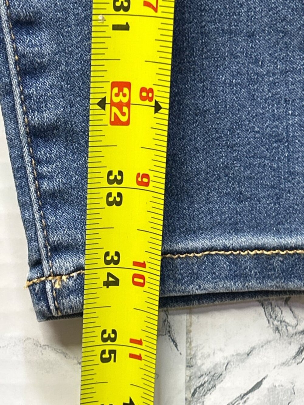 Celebrity Pink Womens  Size 18 Skinny Mid-Rise The Rider Crop Jeans Sustainable - Picture 4 of 9